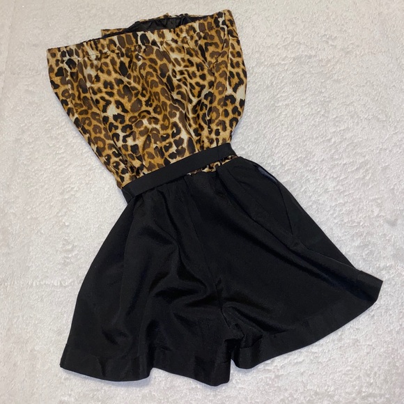 Cheetah romper - Picture 2 of 2